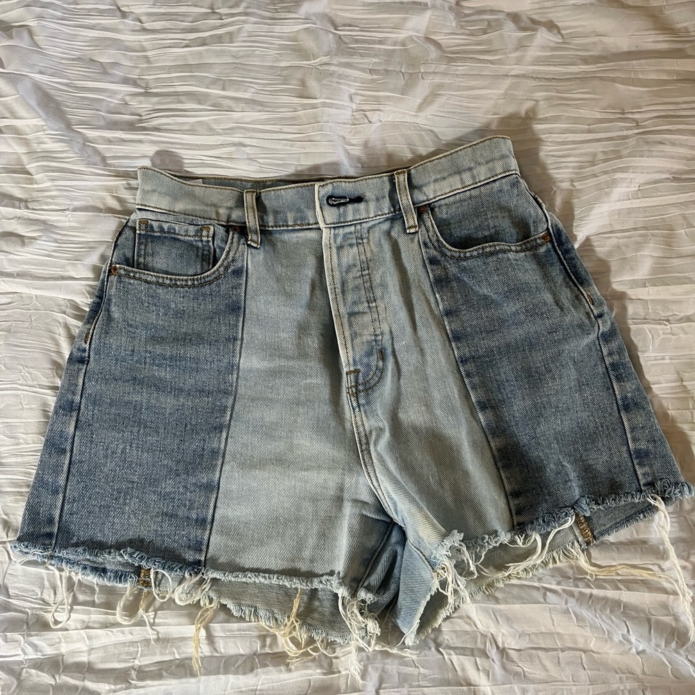 Pacsun size 28 high rise icon shorts